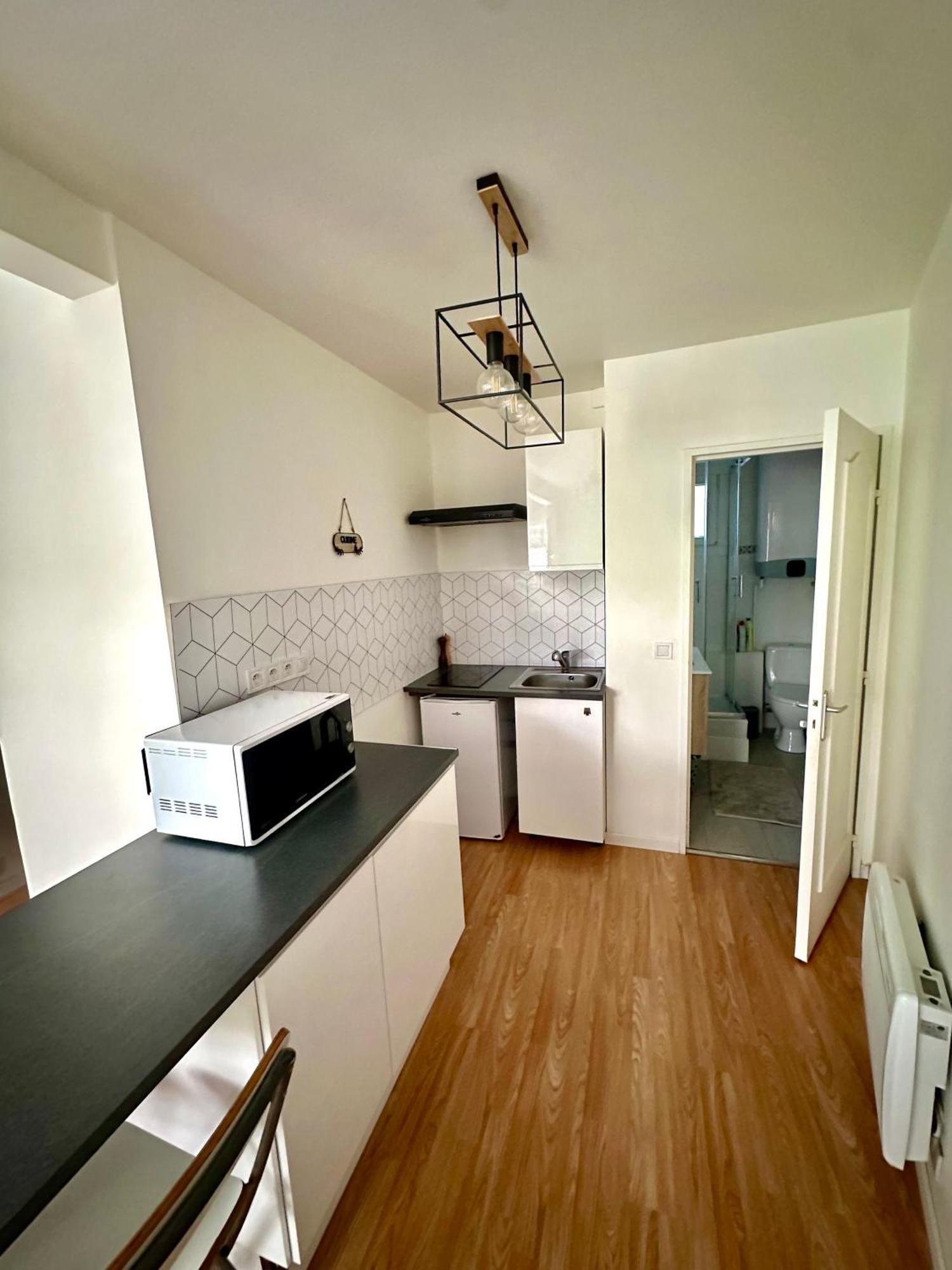 Magnifique Studio Lumineux Et Confortable Au Coeur Du Centre-Ville De Tolone Esterno foto
